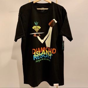 Diamond T-shirt in size Large